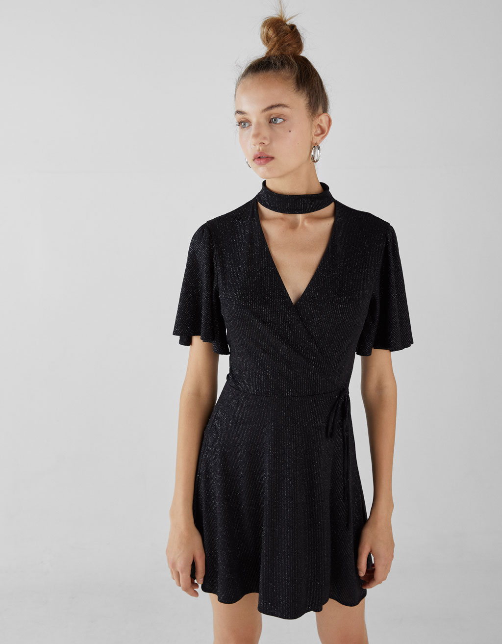 El vestido de Bershka con el que podrás imitar a Meghan Markle photo foto El vestido de Bershka con el que podrás imitar a Meghan Markle
